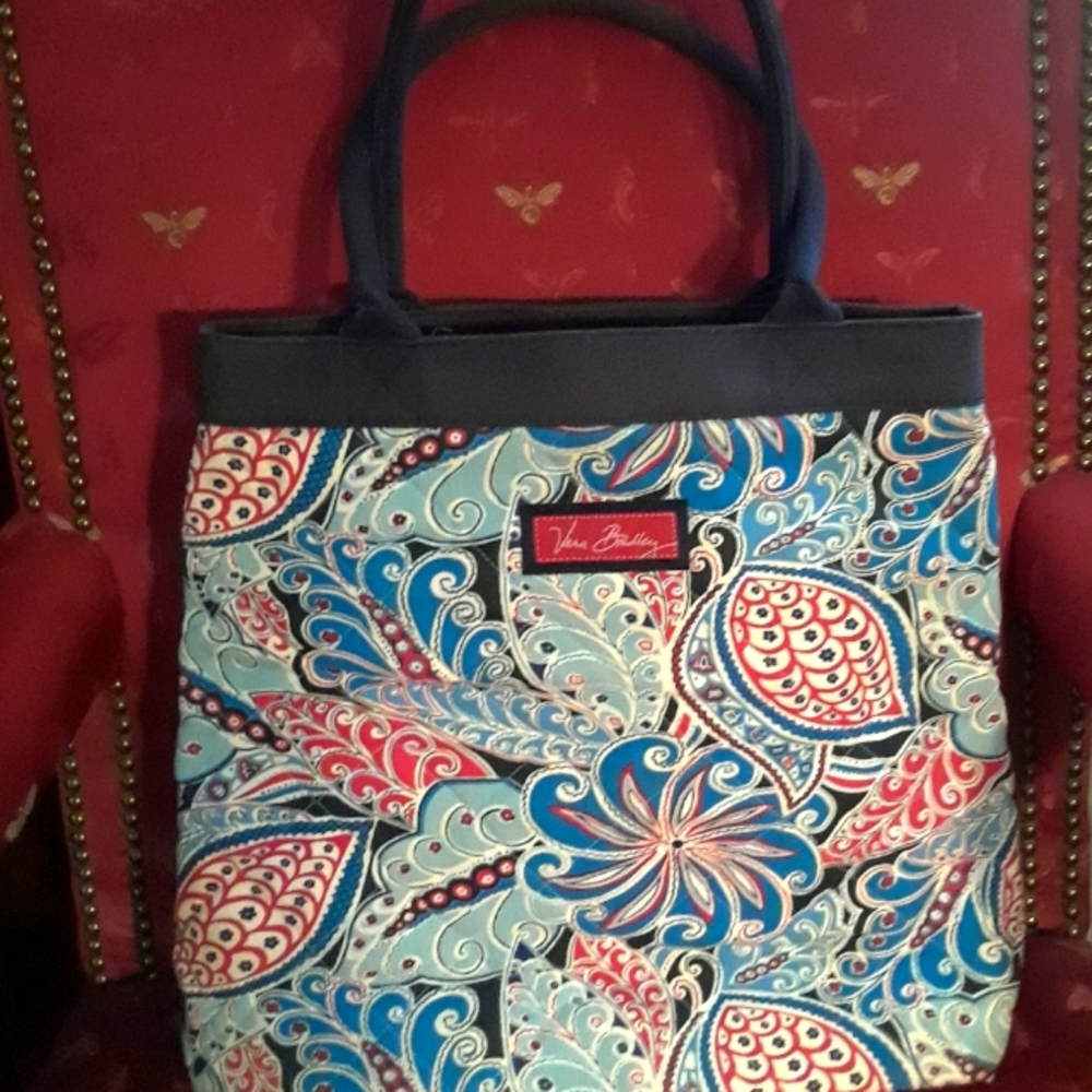 Vera Bradley large cloth bag.      #21
